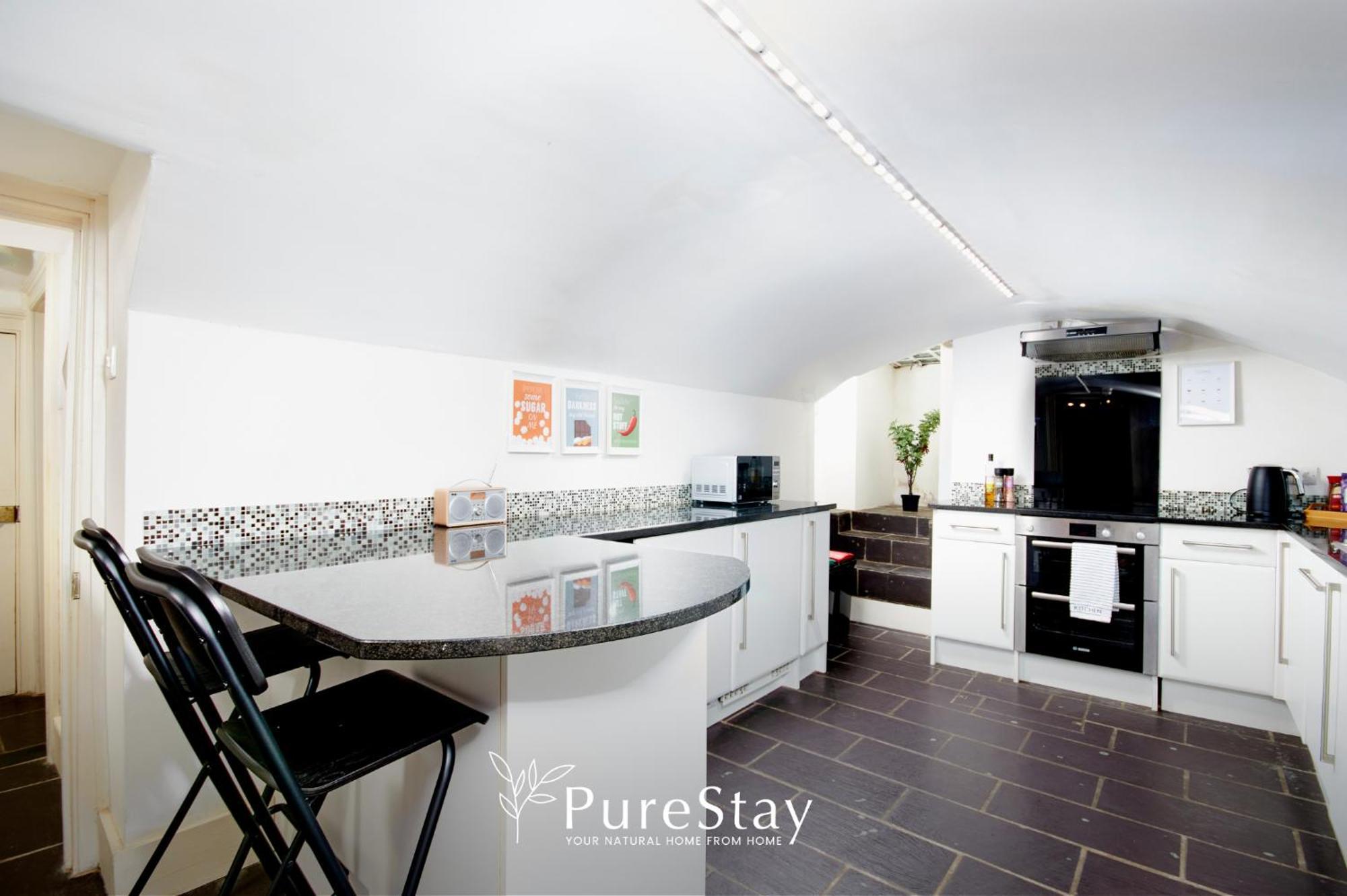 Beautiful 2Bedroom 4 Actual Beds House With Wifi By Purestay Bath Luaran gambar